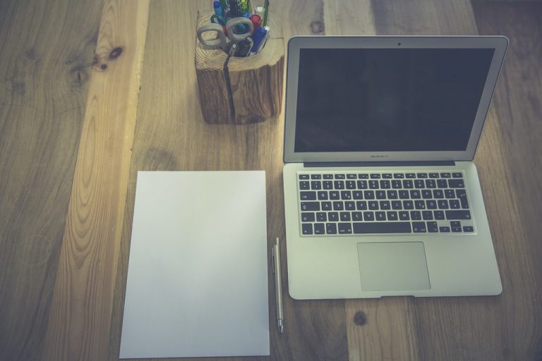 computer-office-desk-computer-communication-fb5c69-1024